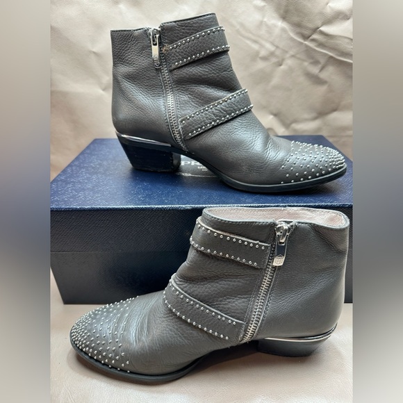 Vince Camuto Tema Gray Leather Studded Cowboy Booties Riding Buckle back Zip - Picture 5 of 8